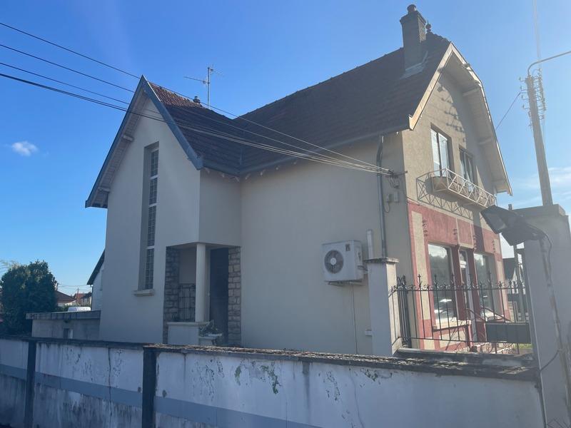 Immeuble - 103 m² - 4 pièces