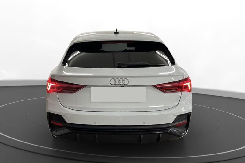 Audi Q3 Sportback 45 TFSIe 245 s-Line Hybride Rechargeable / Camera 360° Sonos Sieges Elec Keyless