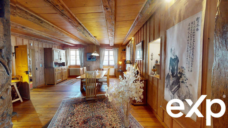 Maison - 243 m² - 6 pièces