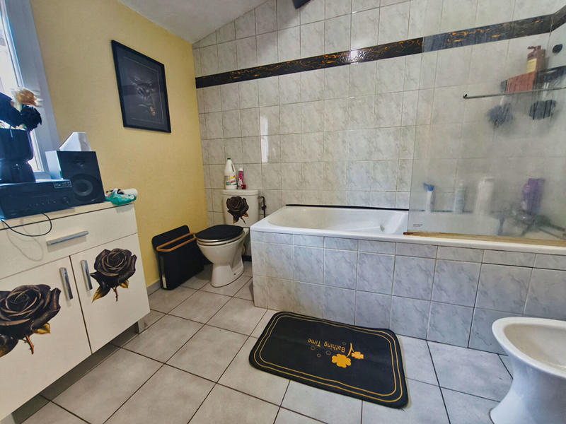 Maison - 88 m² - 4 pièces