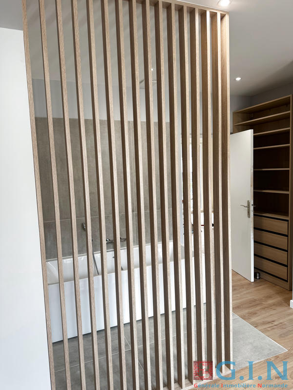 Appartement - 80 m² - 4 pièces