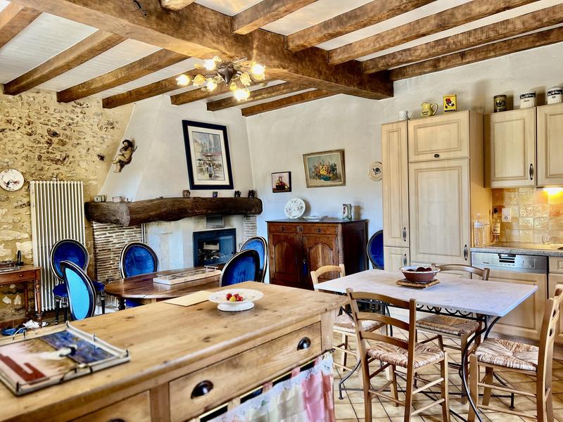 Appartement - 221 m² - 6 pièces