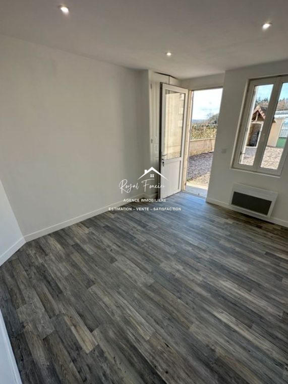 Maison ancienne - 105 m² - 5 pièces