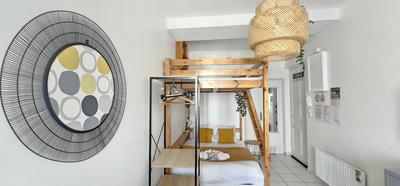 Studio - 49 m² - 2 pièces