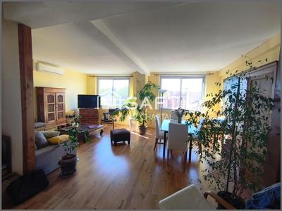 Appartement - 100 m² - 3 pièces