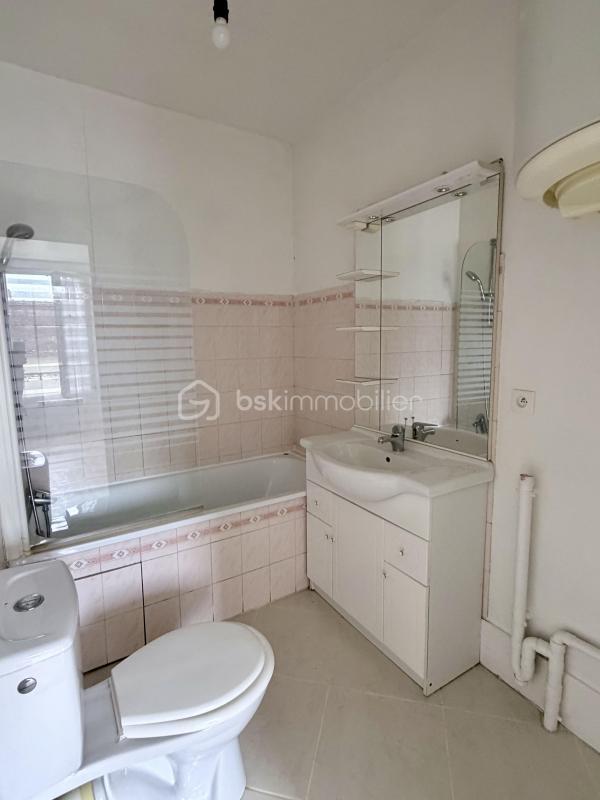 Studio - 25 m² - 1 pièce