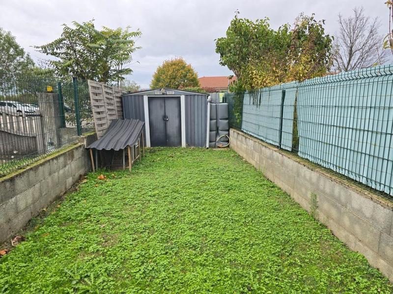 Maison jumelée - 94 m² - 4 pièces