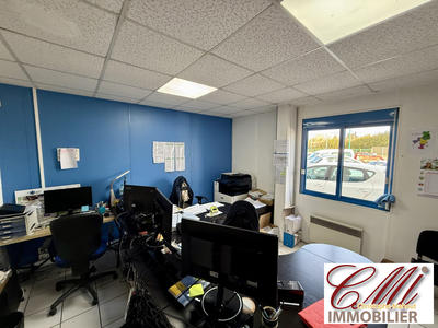 Entrepôt - 2 934 m²