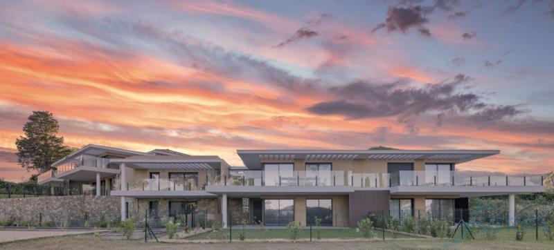 Appartement - 136 m² - 5 pièces