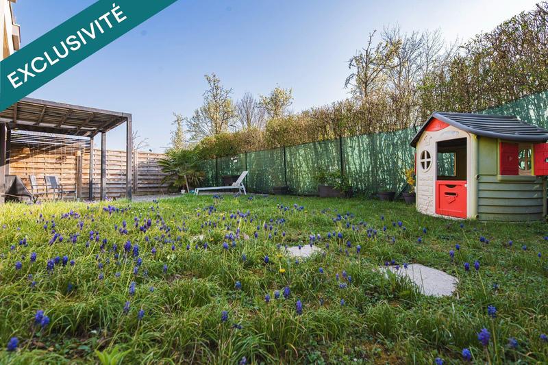 Appartement - 98 m² - 6 pièces