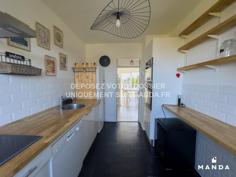 Chambre - 10 m² - 4 pièces