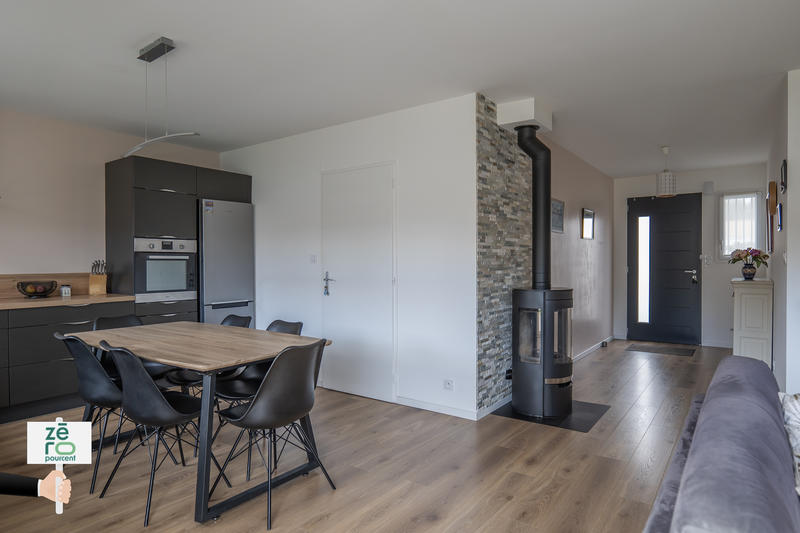 Maison - 83 m² - 4 pièces