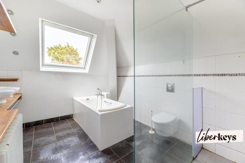 Maison - 160 m² - 7 pièces