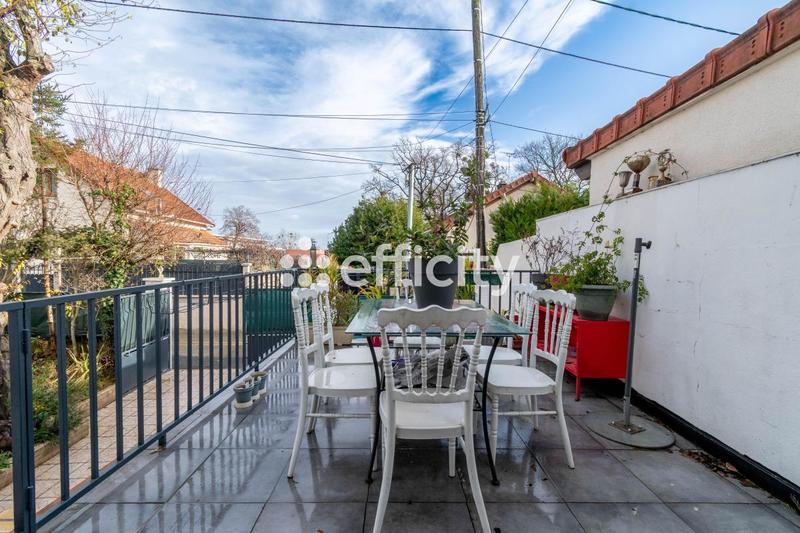 Maison - 110 m² - 6 pièces