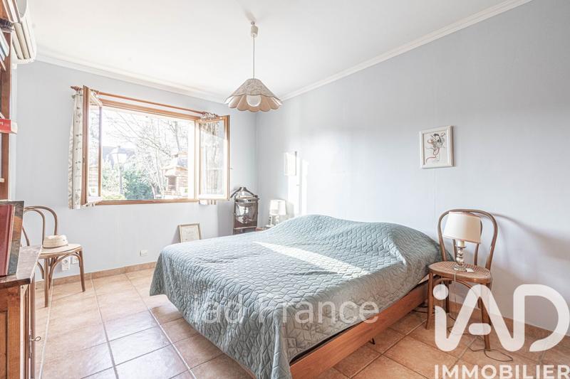 Maison - 192 m² - 8 pièces