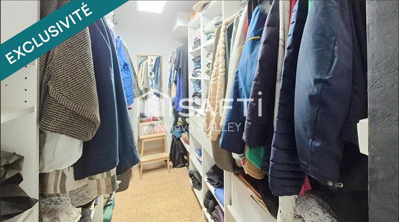 Maison - 159 m² - 8 pièces