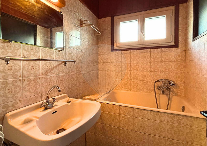 Maison - 102 m² - 4 pièces