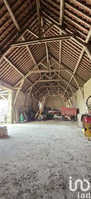Ferme - 800 m² - 5 pièces