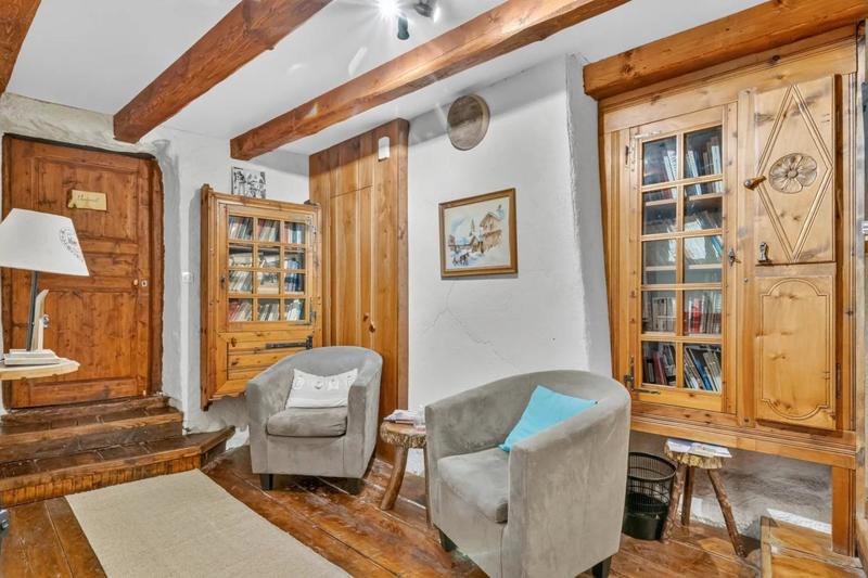 Maison chambre d'hôtes - 438 m² - 12 pièces