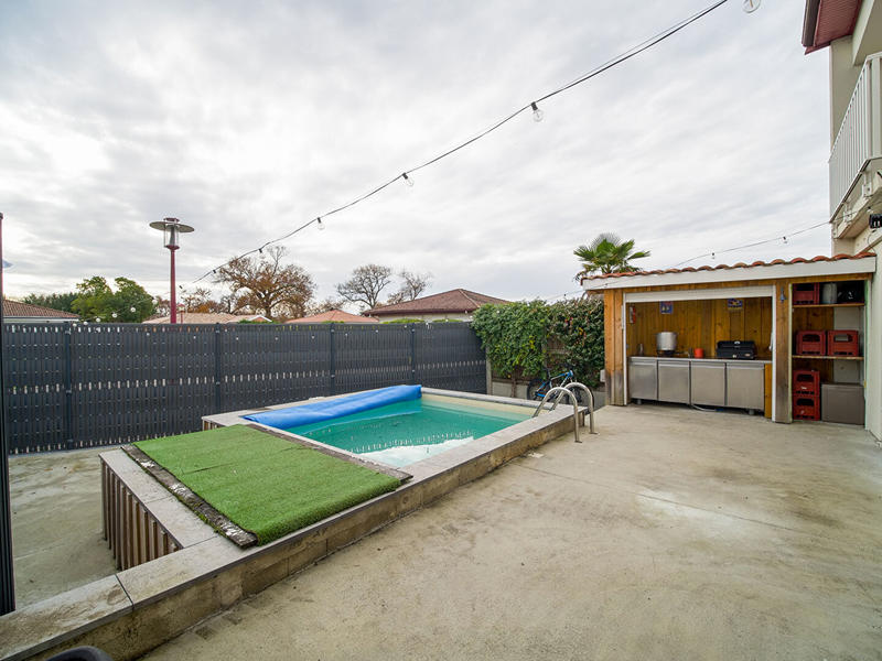 Maison - 92 m² - 4 pièces