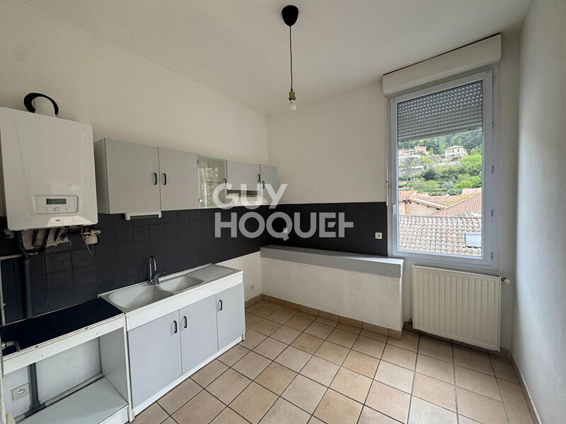 Appartement - 75 m² - 3 pièces