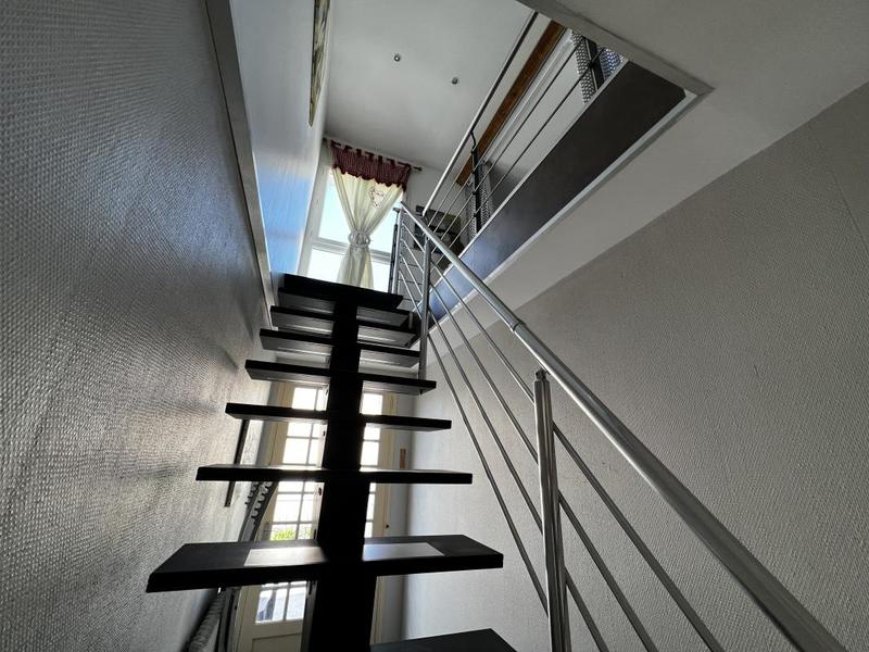 Appartement ancien - 85 m² - 4 pièces