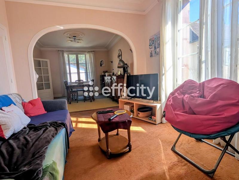 Maison - 140 m² - 7 pièces