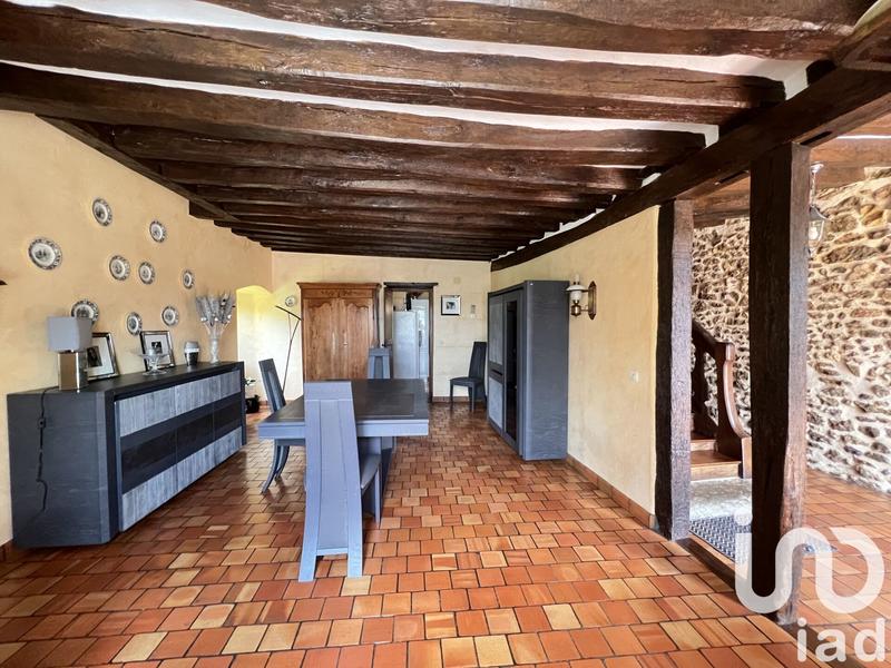 Maison - 275 m² - 10 pièces