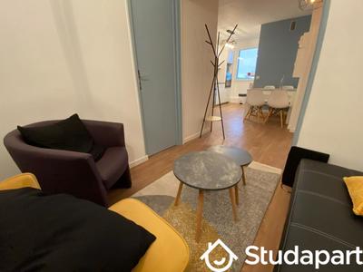 Chambre - 17 m² - 1 pièce