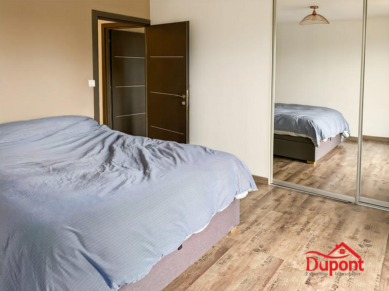 Maison - 212 m² - 6 pièces