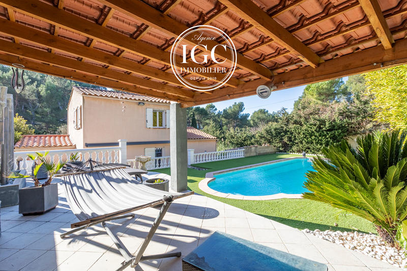 Maison - 101 m² - 5 pièces