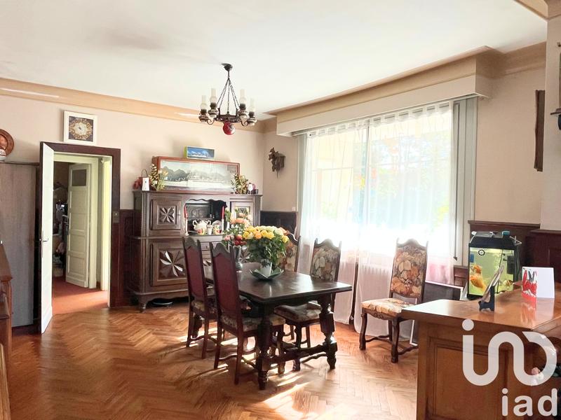 Maison - 268 m² - 8 pièces