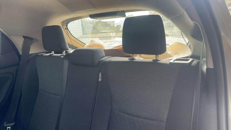 Toyota Yaris IV 1.5 Vvti 116 Hybrid E-Cvt 92 Business Dynamic - Automatique