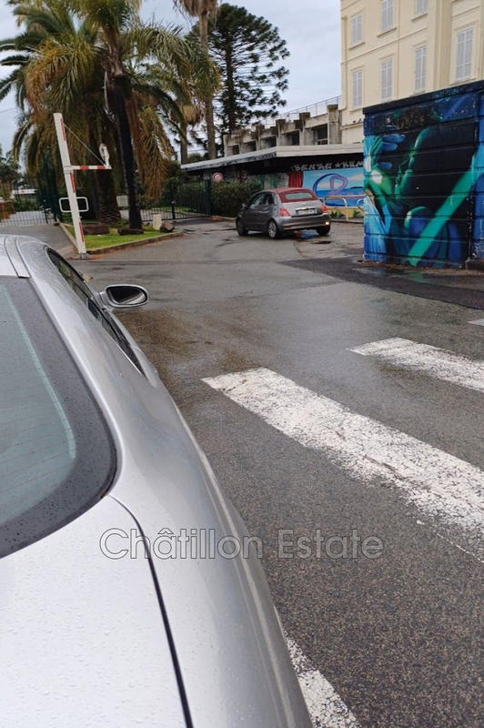 Fonds de commerce - Magasins - 64 m²