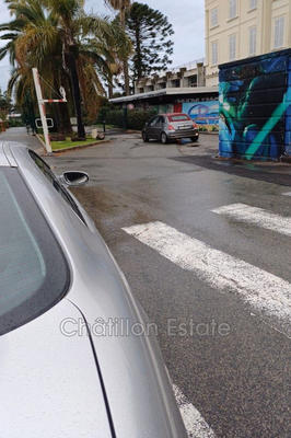 Fonds de commerce - Magasins - 64 m²