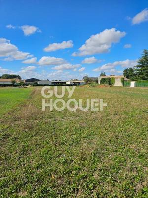 Terrain constructible - 1 464 m²