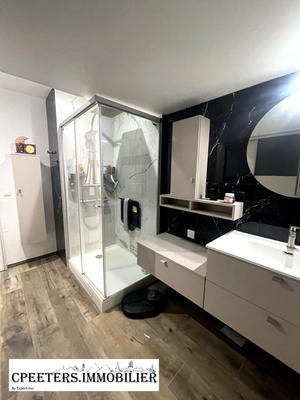 Maison - 93 m² - 4 pièces