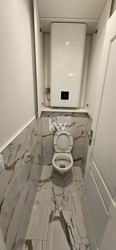 Corps de ferme - 245 m² - 9 pièces