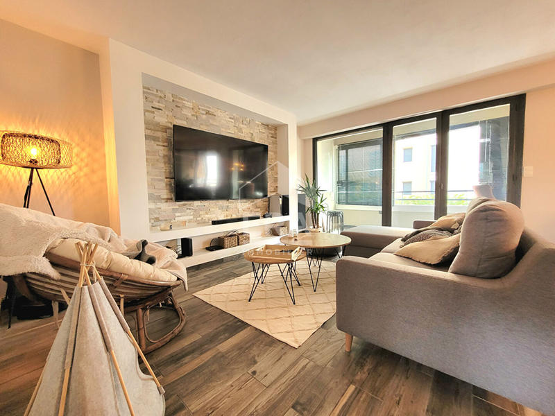 Appartement - 84 m² - 3 pièces