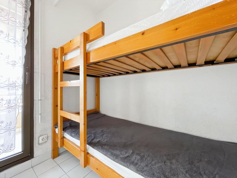 Studio - 25 m² - 1 pièce