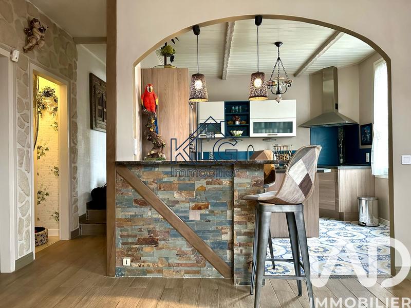 Maison - 135 m² - 6 pièces