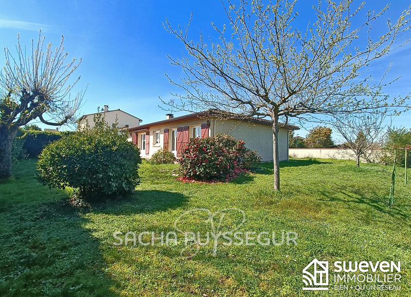 Maison traditionnelle - 98 m² - 4 pièces