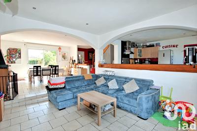 Maison - 147 m² - 7 pièces