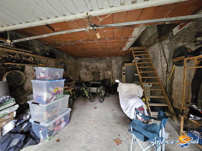 Parking / Garage - 30 m²