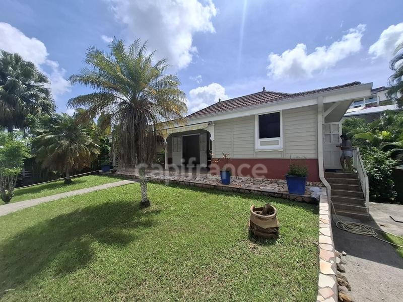 Maison - 158 m² - 7 pièces