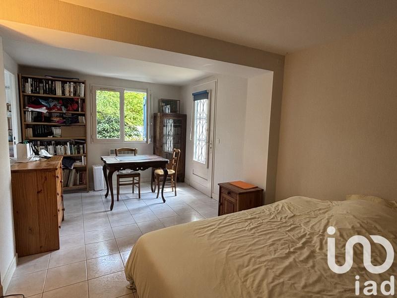 Maison - 210 m² - 8 pièces