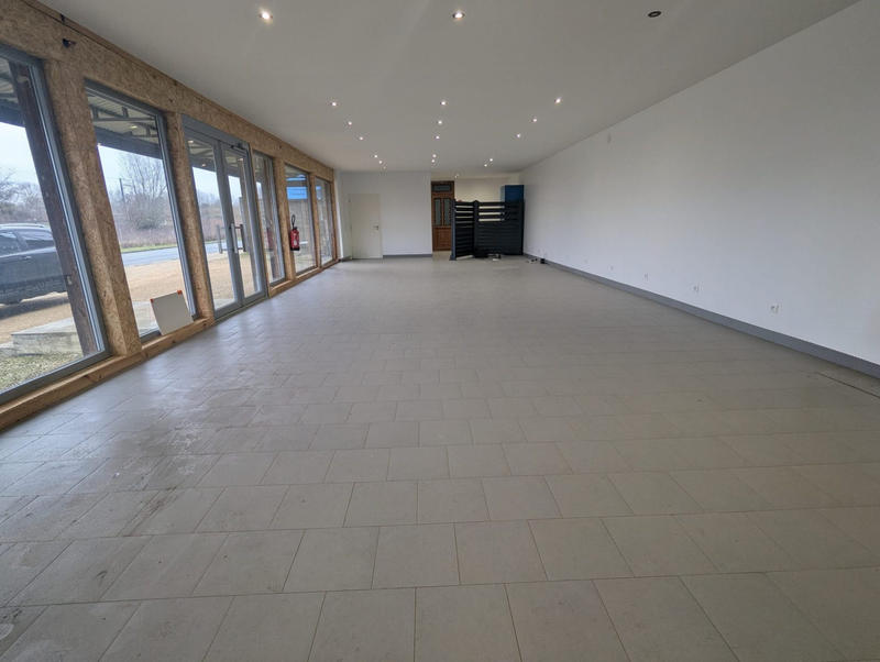 Local d'activités - 430 m²