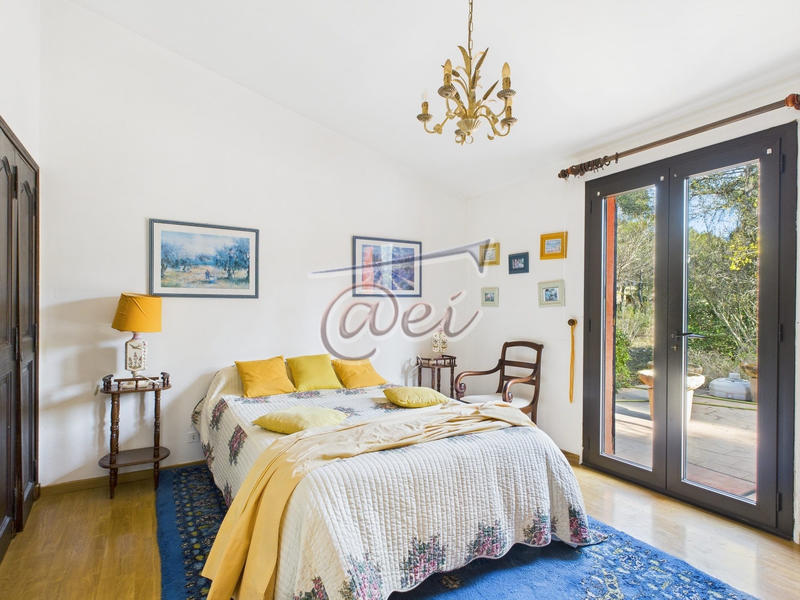 Villa - 214 m² - 7 pièces