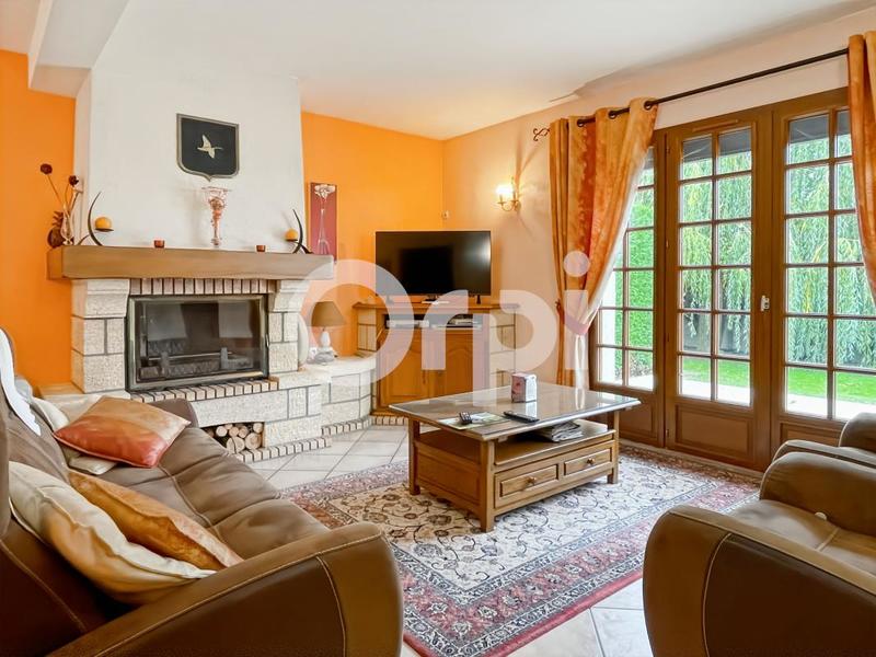 Maison - 216 m² - 6 pièces