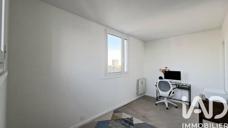 Appartement - 84 m² - 4 pièces